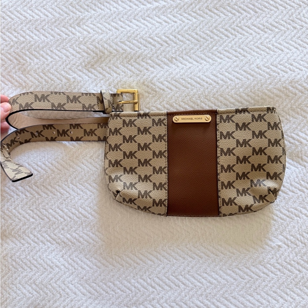 Michael Kors Beige and Brown MK Logo Belt Bag with Gold Hardware Like New S/M